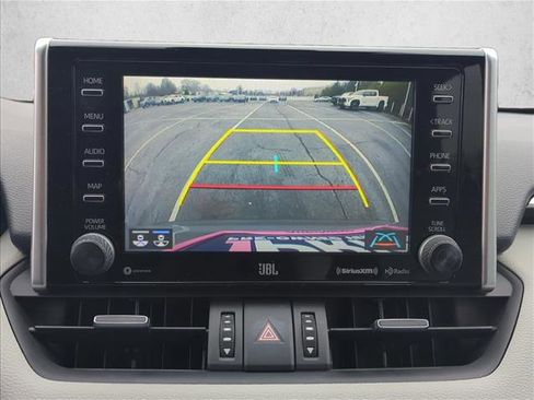 Used 2020 Toyota RAV4 Limited image 16