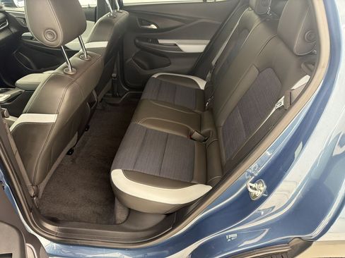 Used 2025 Buick Envista Preferred w/ Convenience I Package FWD image 21