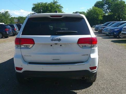 Used 2014 Jeep Grand Cherokee Limited w/ Luxury Group II AWD/4WD image 4