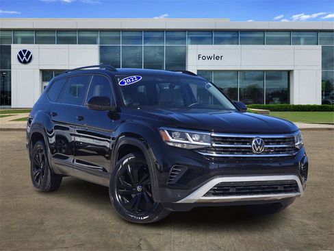 Used 2022 Volkswagen Atlas SE image 1