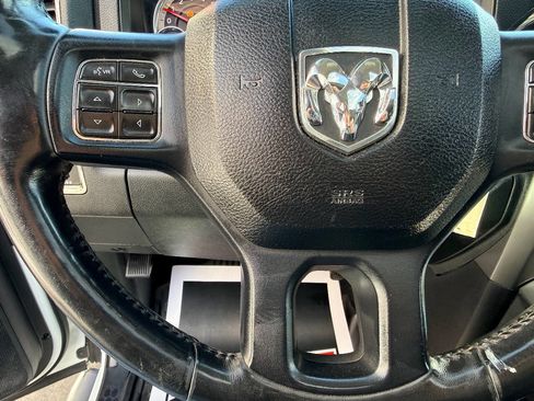 Used 2018 RAM 2500 Big Horn w/ Sport Appearance Group image 25