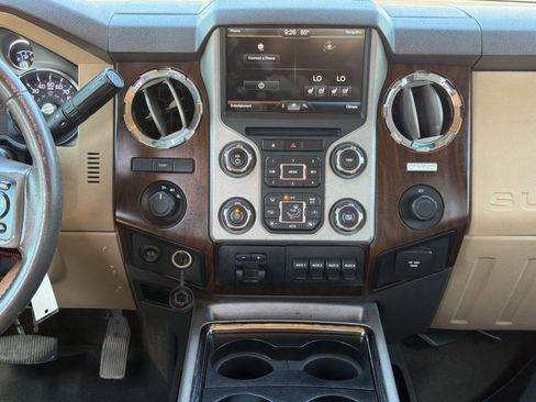 Used 2016 Ford F350 Lariat w/ Lariat Ultimate Package AWD/4WD image 24