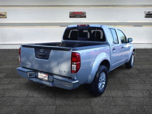 Used 2019 Nissan Frontier SV AWD/4WD image 7