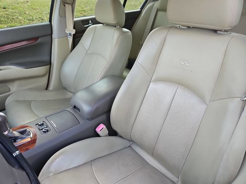 Used 2009 INFINITI G37 x Sedan w/ Premium Pkg image 11