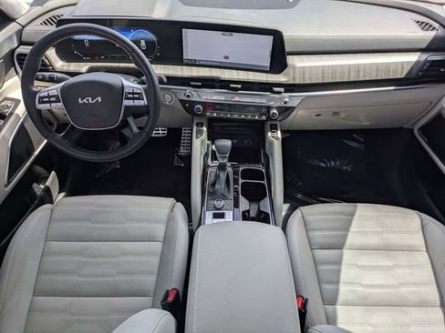 Used 2025 Kia Telluride SX Prestige AWD/4WD image 17