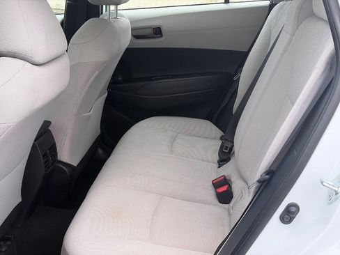 Used 2022 Toyota Corolla Cross L AWD/4WD image 10