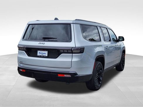 New 2026 Jeep Grand Wagoneer L Limited AWD/4WD image 6