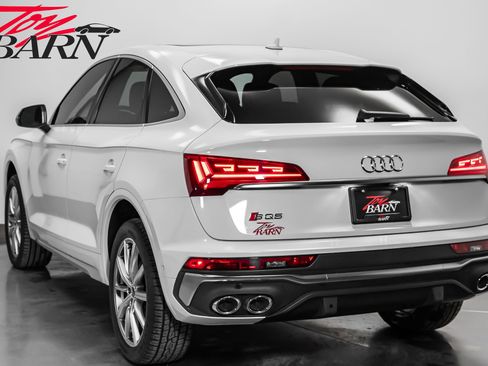 Used 2023 Audi SQ5 Prestige image 12