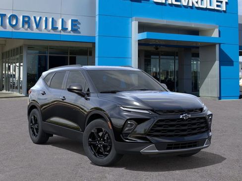New 2026 Chevrolet Blazer LT image 7