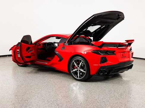 Used 2023 Chevrolet Corvette Stingray Premium Cpe w/ Z51 Performance Package image 17