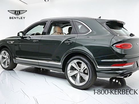 Certified 2023 Bentley Bentayga AWD/4WD image 8