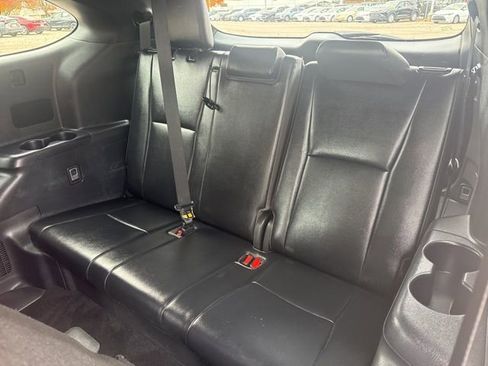 Used 2022 Toyota Highlander XSE image 11