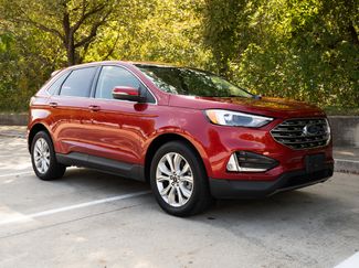 Used 2024 Ford Edge Titanium video 2