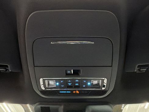 Used 2025 Ford F150 Lariat AWD/4WD image 34