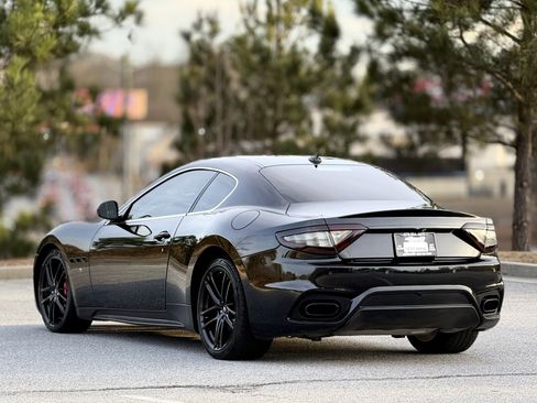 Used 2018 Maserati GranTurismo Sport image 9