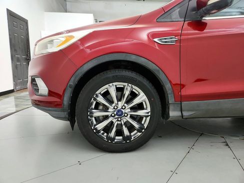 Used 2018 Ford Escape Titanium AWD/4WD image 31