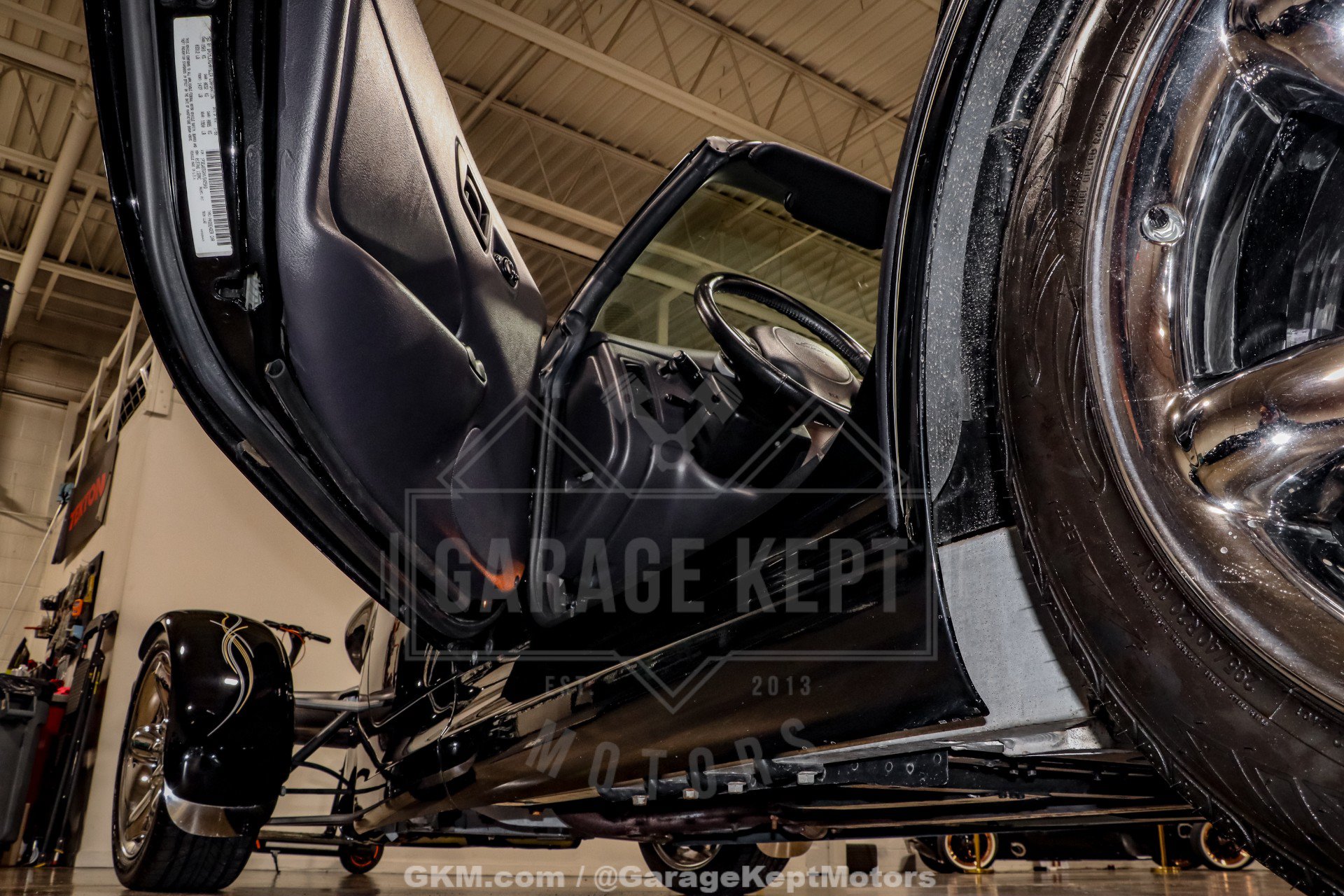 Used 1999 Plymouth Prowler RWD image 92