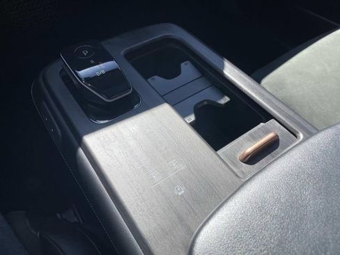 Certified 2023 Nissan Ariya FWD image 24