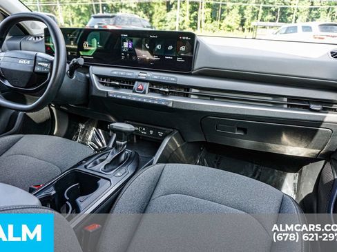 Used 2025 Kia K4 FWD image 24