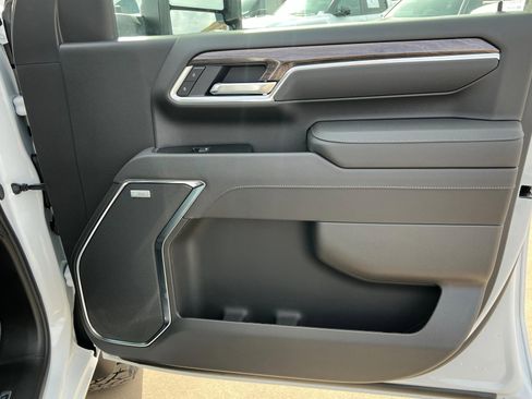 New 2026 Chevrolet Silverado 3500 LTZ w/ LTZ Plus Package image 23