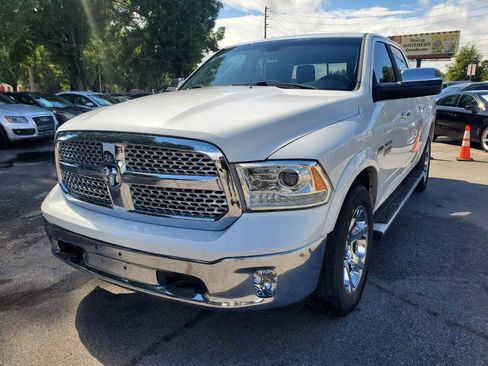 Used 2013 RAM 1500 Laramie w/ Convenience Group AWD/4WD image 3