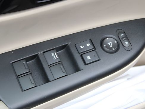 Used 2016 Honda Accord LX image 15