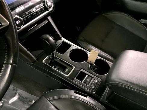 Used 2019 Subaru Outback 2.5i Limited image 17