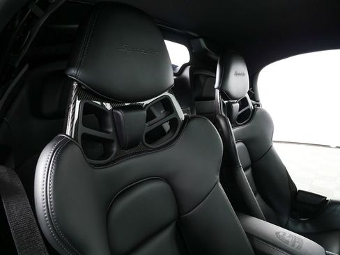 Certified 2019 Porsche 911 Speedster image 20