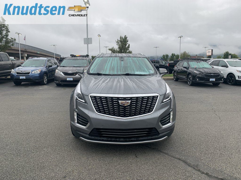 Used 2021 Cadillac XT5 Premium Luxury AWD/4WD image 2