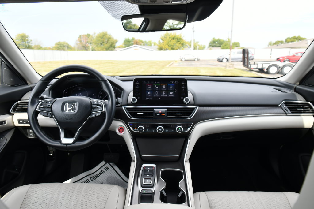 Used 2021 Honda Accord Touring image 23