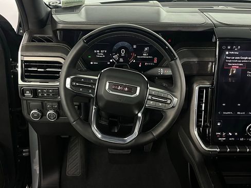 Used 2026 GMC Yukon Elevation w/ Elevation Premium Package image 17