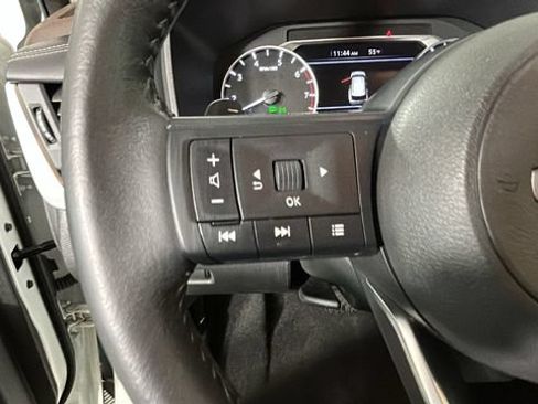 Used 2023 Nissan Rogue S AWD/4WD image 15