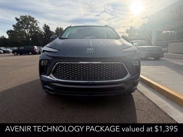 Used 2025 Buick Encore GX Avenir w/ Avenir Technology Package AWD/4WD image 3