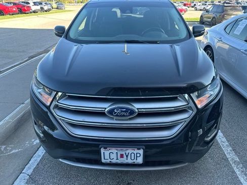 Used 2017 Ford Edge Titanium w/ Equipment Group 302A AWD/4WD image 2