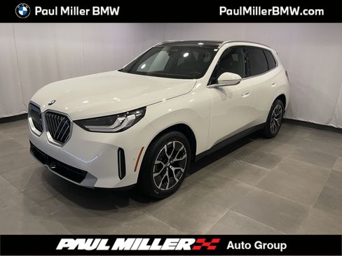 New 2026 BMW X3 xDrive30i w/ Premium Package AWD/4WD image 1