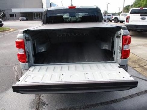 Used 2024 Ford Maverick XL image 4