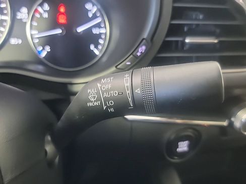 Used 2023 MAZDA MAZDA3 s FWD image 29