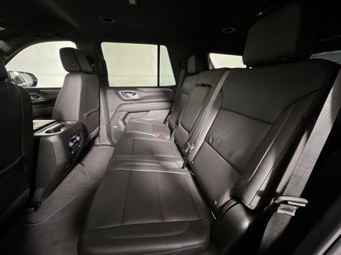 Used 2021 Chevrolet Tahoe LT AWD/4WD image 23