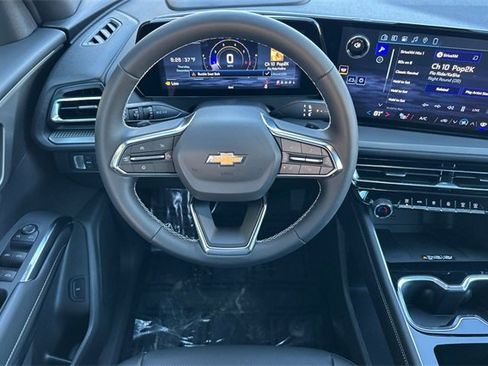 New 2026 Chevrolet Traverse LT image 19