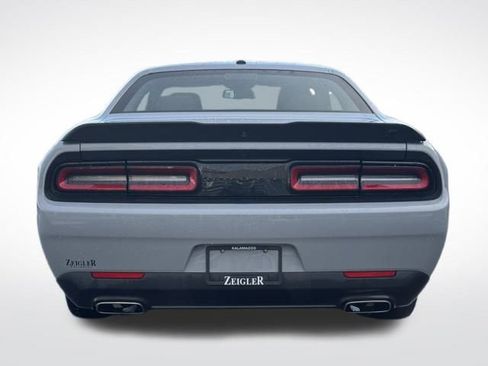Used 2022 Dodge Challenger GT w/ Blacktop Package image 7