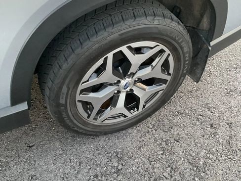 Used 2021 Subaru Forester Premium image 10