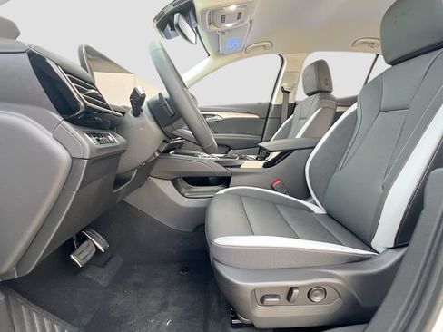 New 2026 Buick Envision Sport Touring AWD/4WD image 15