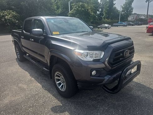Used 2021 Toyota Tacoma SR AWD/4WD image 3