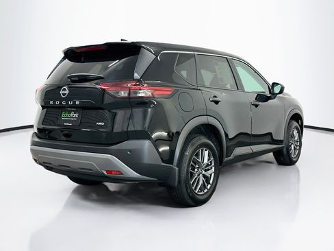 Used 2023 Nissan Rogue S AWD/4WD image 9