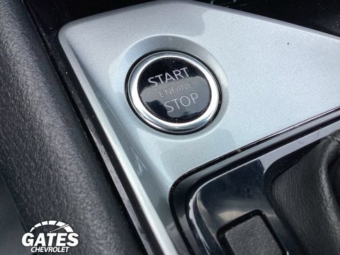 Used 2024 Nissan Altima 2.5 SV AWD/4WD image 19