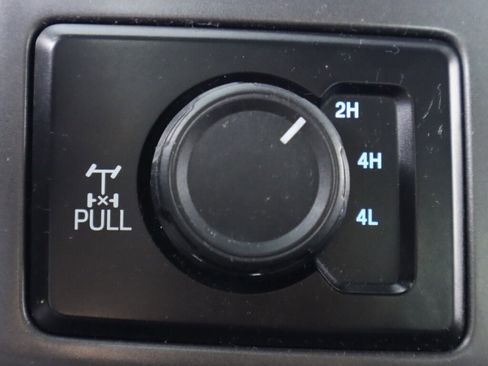 Used 2017 Ford F150 XLT w/ Trailer Tow Package image 25