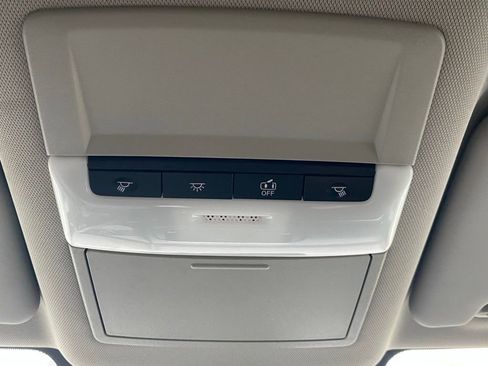 Used 2023 Nissan Rogue S image 24