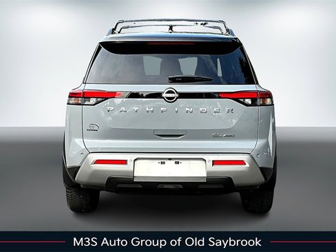 Certified 2022 Nissan Pathfinder SL image 5