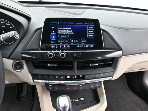 Certified 2025 Cadillac CT4 Premium Luxury image 21