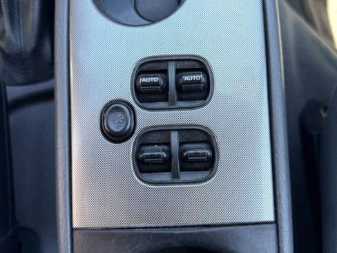 Used 2006 Jeep Liberty Renegade AWD/4WD image 20